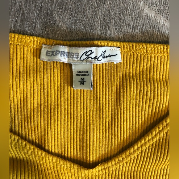 Express too - Picture 2 of 2